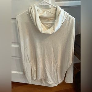 Lou & Grey for Loft Women’s long sleeve cowl neck top